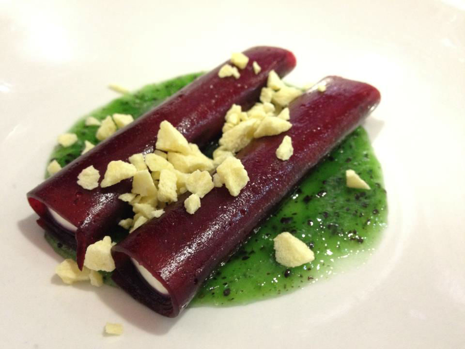 Restaurante Murri Tallarin gelatina frutos rojos