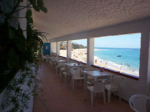 Restaurante Bar El Pirata Mesas Playa Caños Cádiz