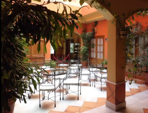 Hotel Puerta de la Villa La Garrocha