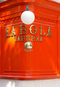 Taberna La Bola Restaurante Fachada