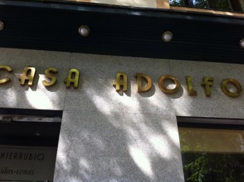 CASA ADOLFO