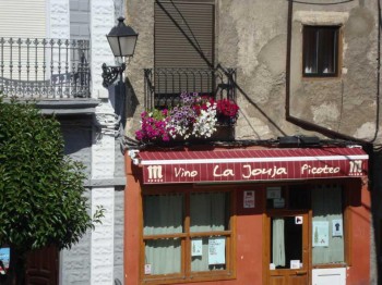 LA JOUJA
