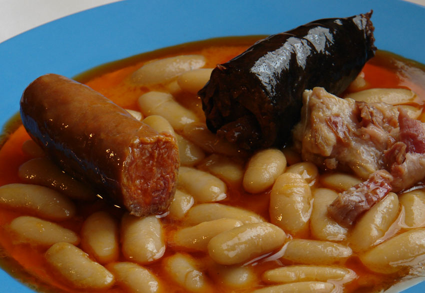 Famosa la fabada de La Máquina