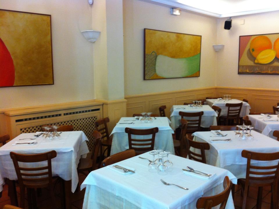 SALA CASA ADOLFO