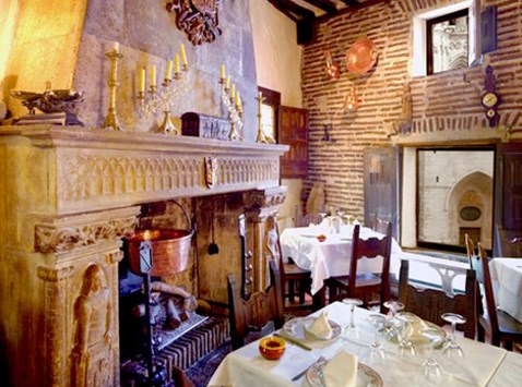 salon meson del cid