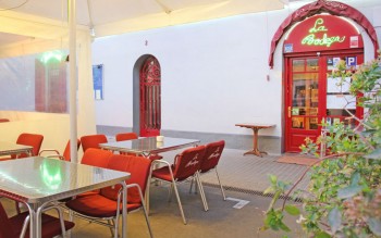 LA BODEGA
