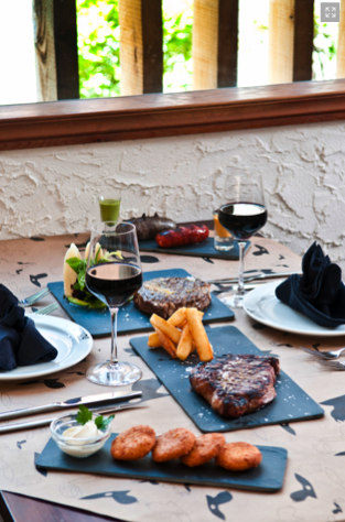 ANTOJOS ARAGUANEY GOURMET - CASA MESTIZA