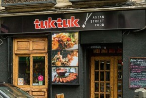 TUK TUK