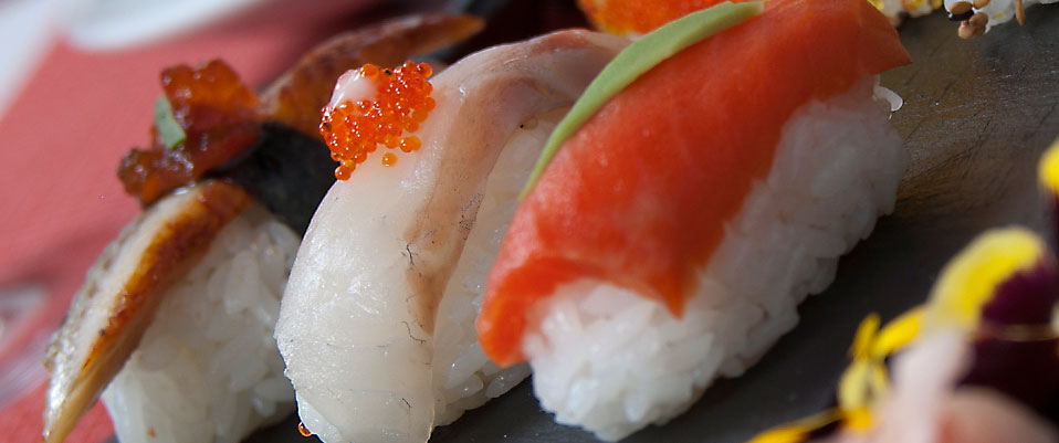 SUSHI & BUEY
