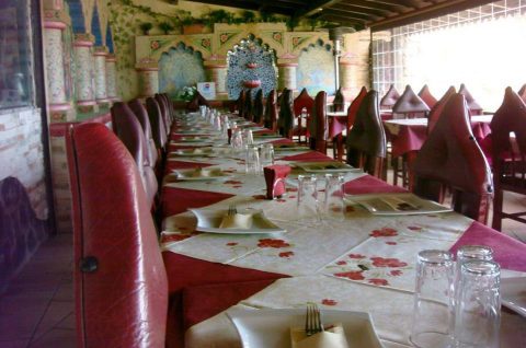 ROYS PIZZA & INDIAN TANDOORI RESTAURANT