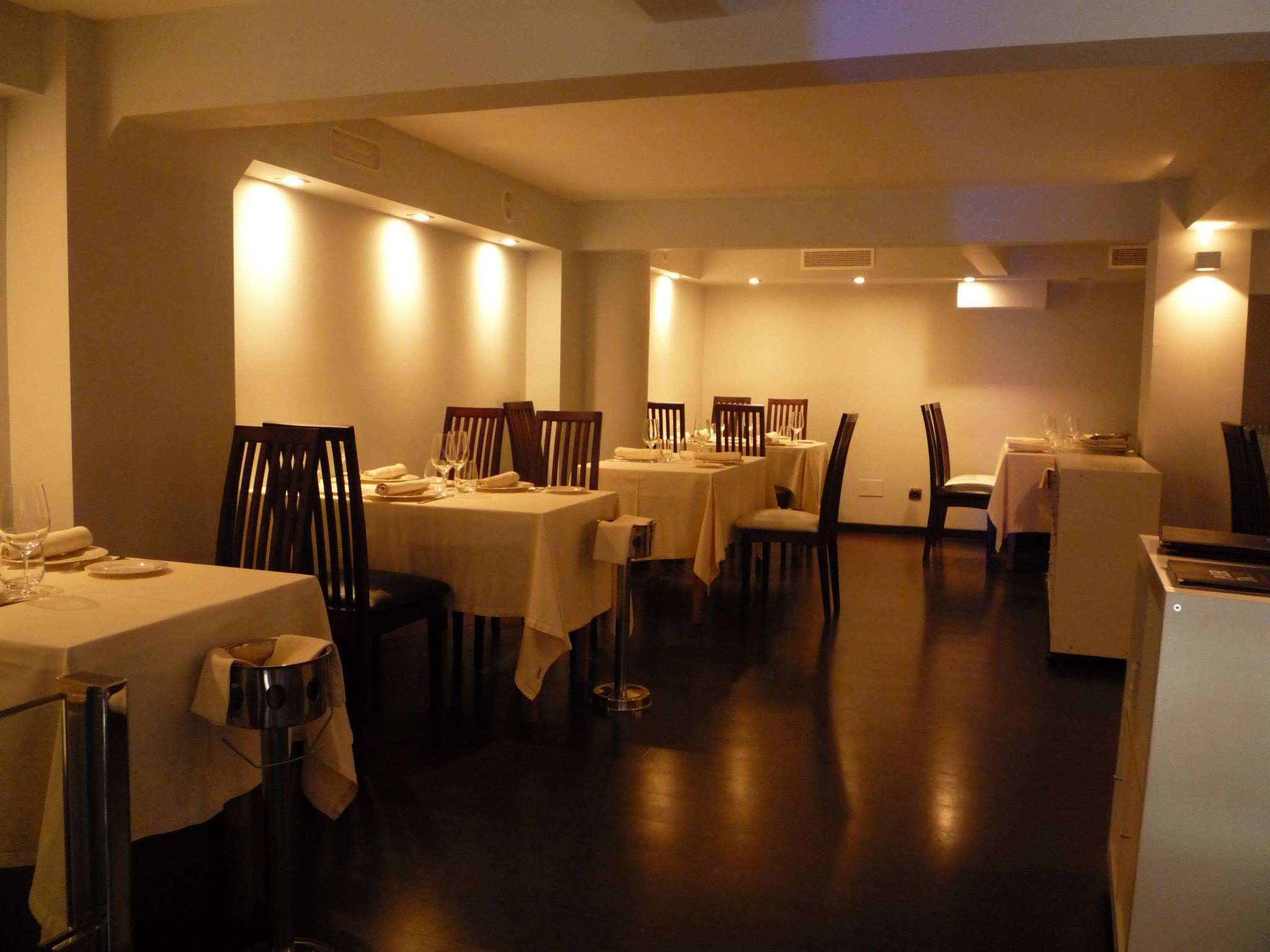 RESTAURANTE PUERTA 23