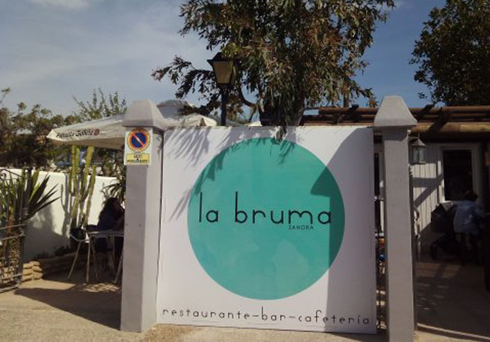 La Bruma de Zahora Restaurante Barbate Entrada