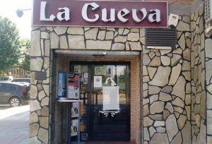 LA CUEVA
