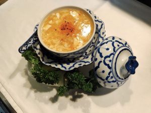 Sopa agripicante de verdura y carne