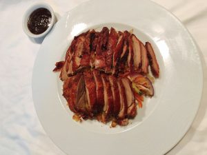 Lonchas de pato asado cantonés