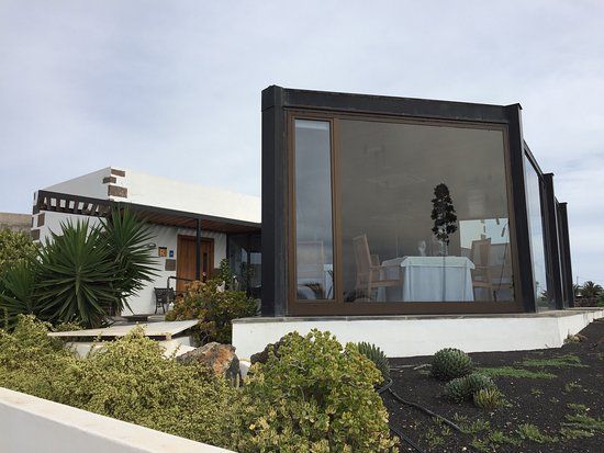 RESTAURANTE ESENCIA - LA TEGALA