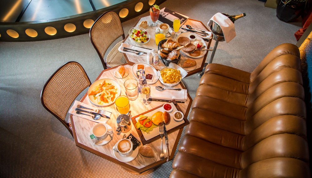 BRUNCH by CAFE OLIVER EL COLUMPIO