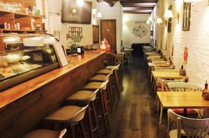 FOODIE HOUSE