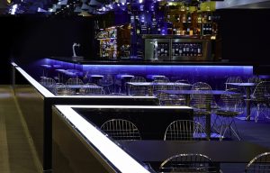 LA VINOTECA