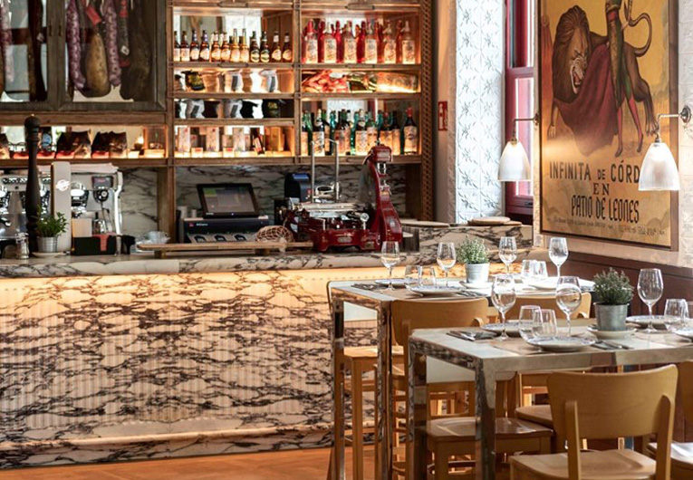 PATIO DE LEONES » Calle Serrano, 1. Madrid.