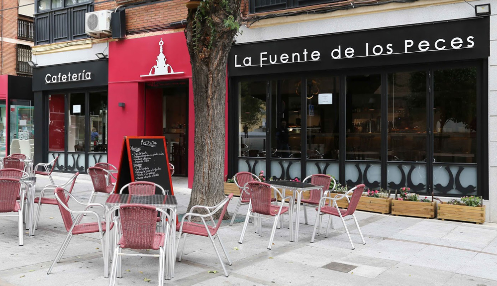 LA FUENTE DE LOS PECES » Calle Antonio Hernández, 10. Móstoles.