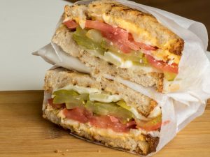 Sandwich 4 Quesos