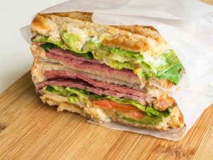 Sandwich De Pastrami