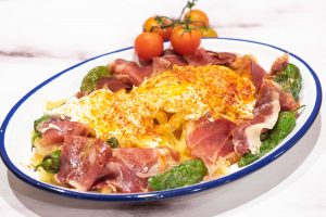Huevos rotos con paleta