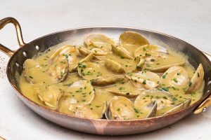 Almejas en salsa verde