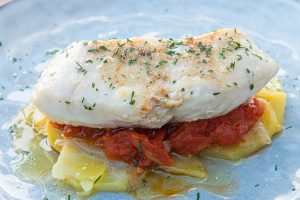 Merluza del Cantábrico al horno