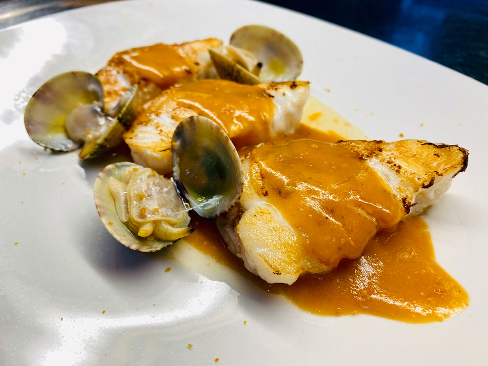 Rape con crema mariscada