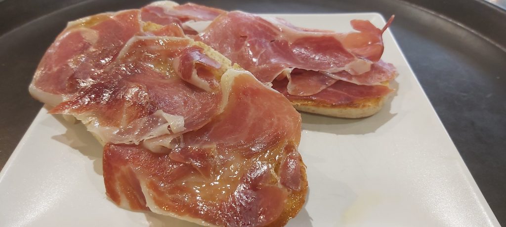 Café + tostada de jamón