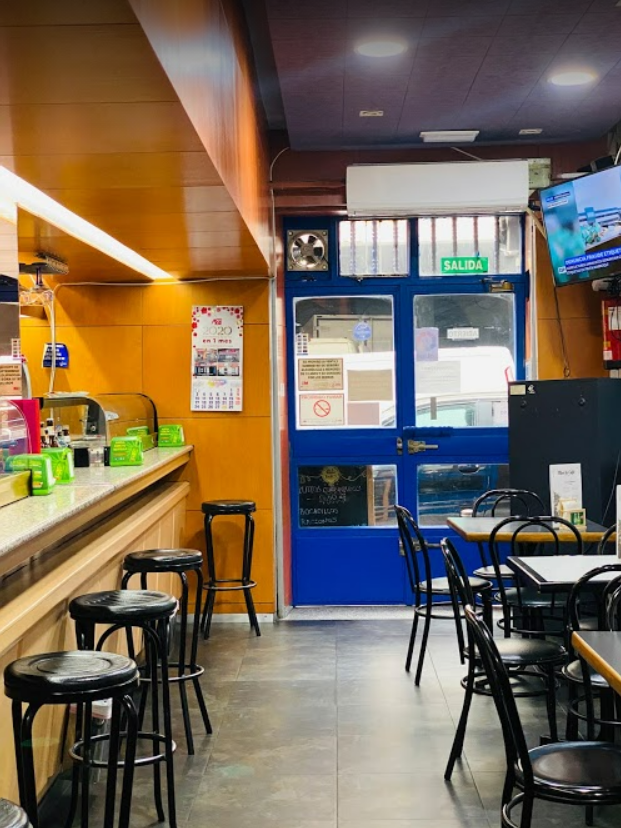 CAFETERÍA Y BAR KING