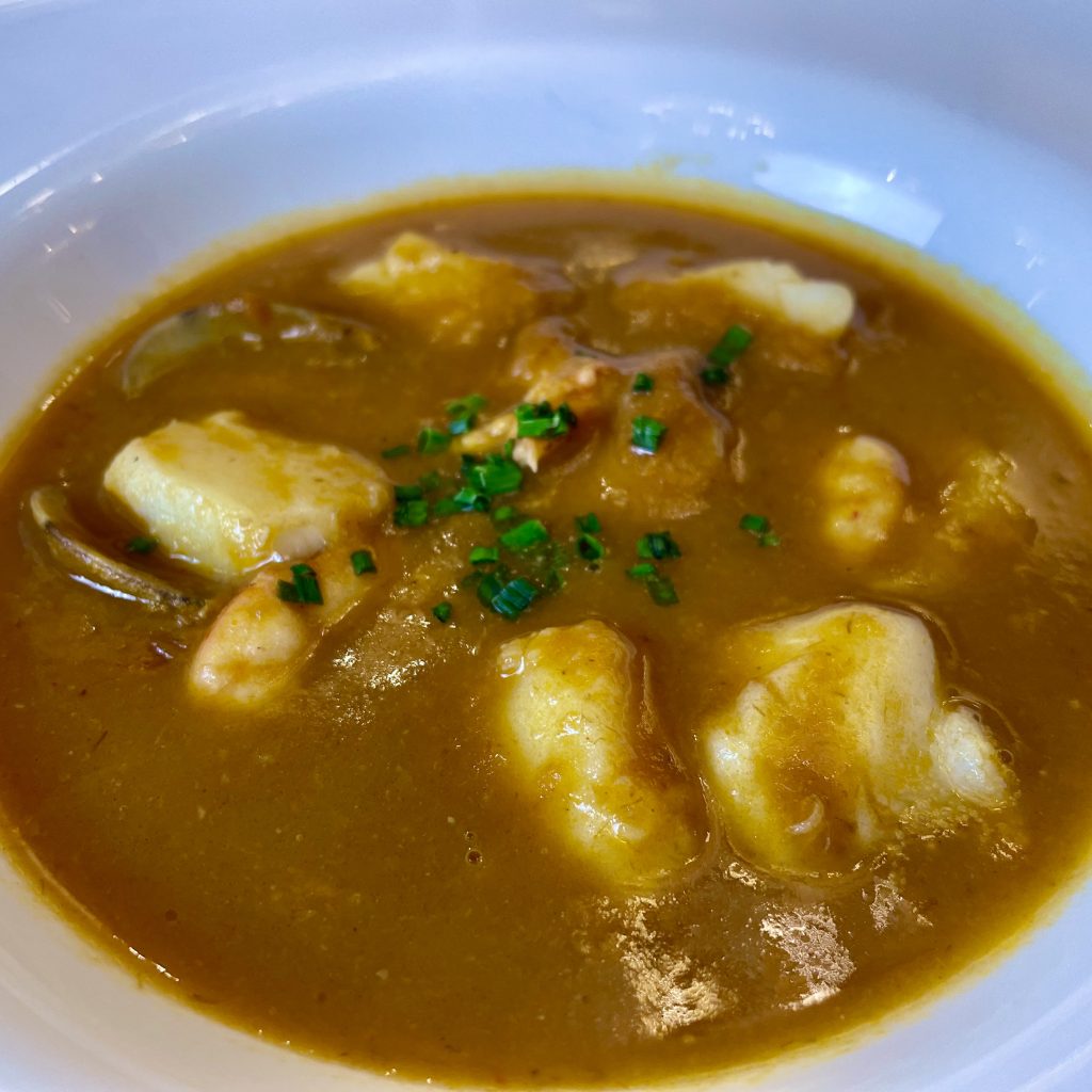 Sopa de pescado y marisco