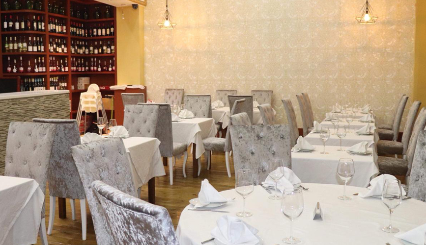 SAFFRON INDIAN CUISINE » Calle Manuel Pombo Angulo, 10. Madrid.