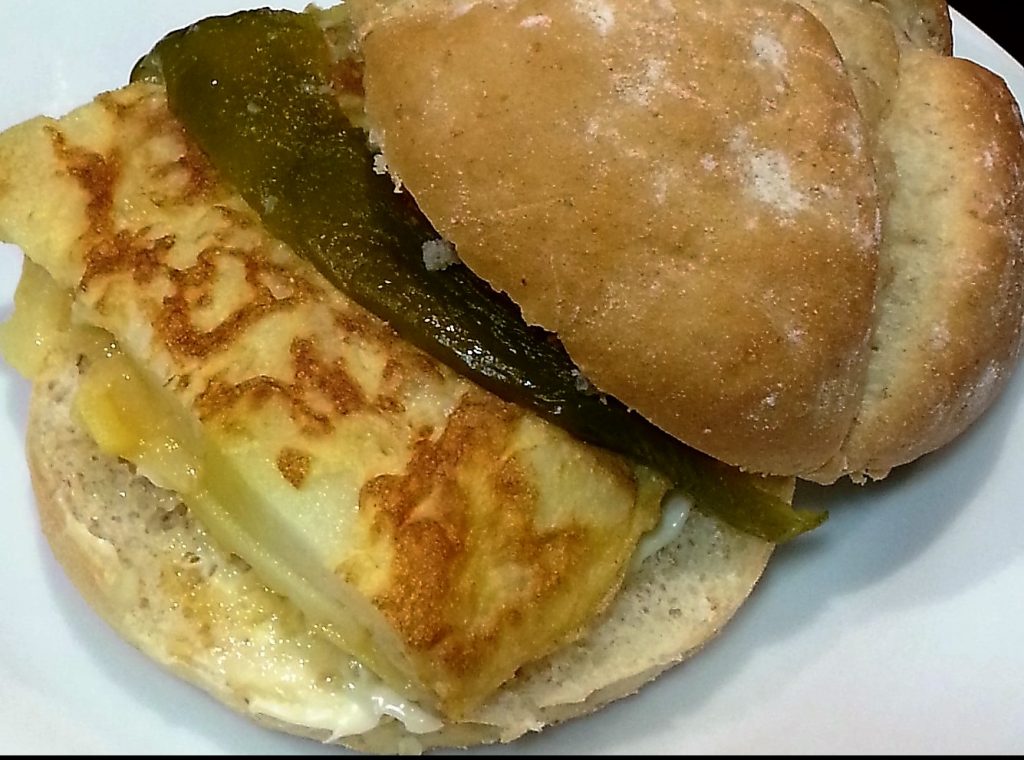 Montado de tortilla casera