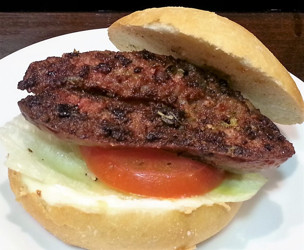 Montado de chorizo chiollo