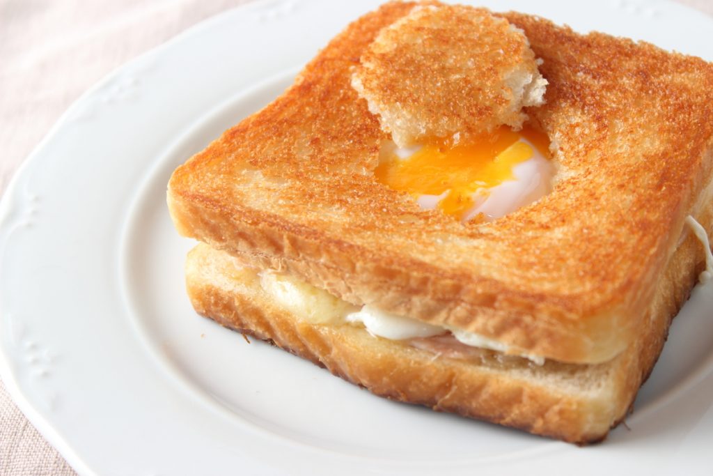 Sandwich Mixto con Huevo