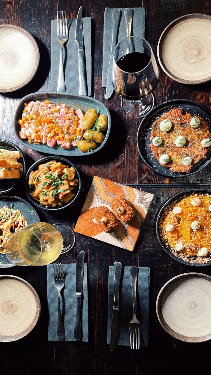 COLECCIÓN TAPAS Y CÓCTELES