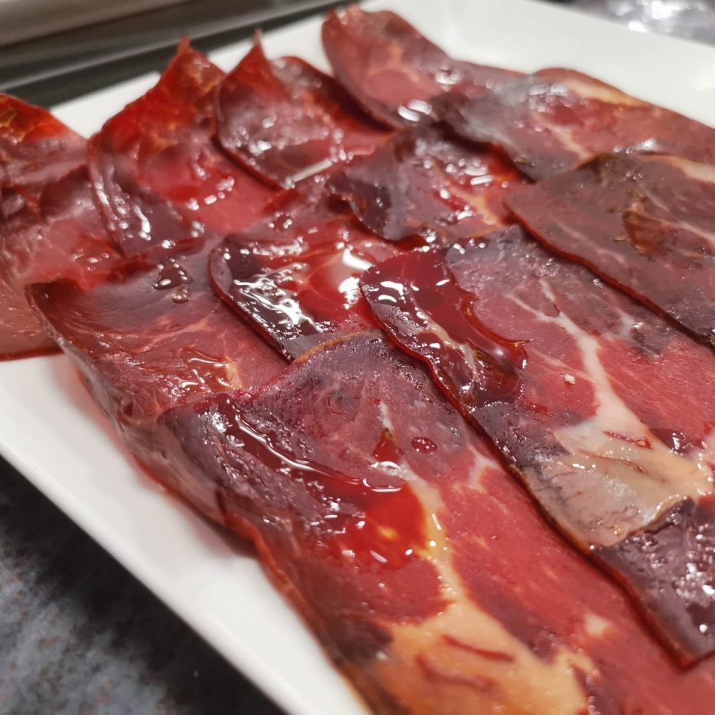 Cecina de león