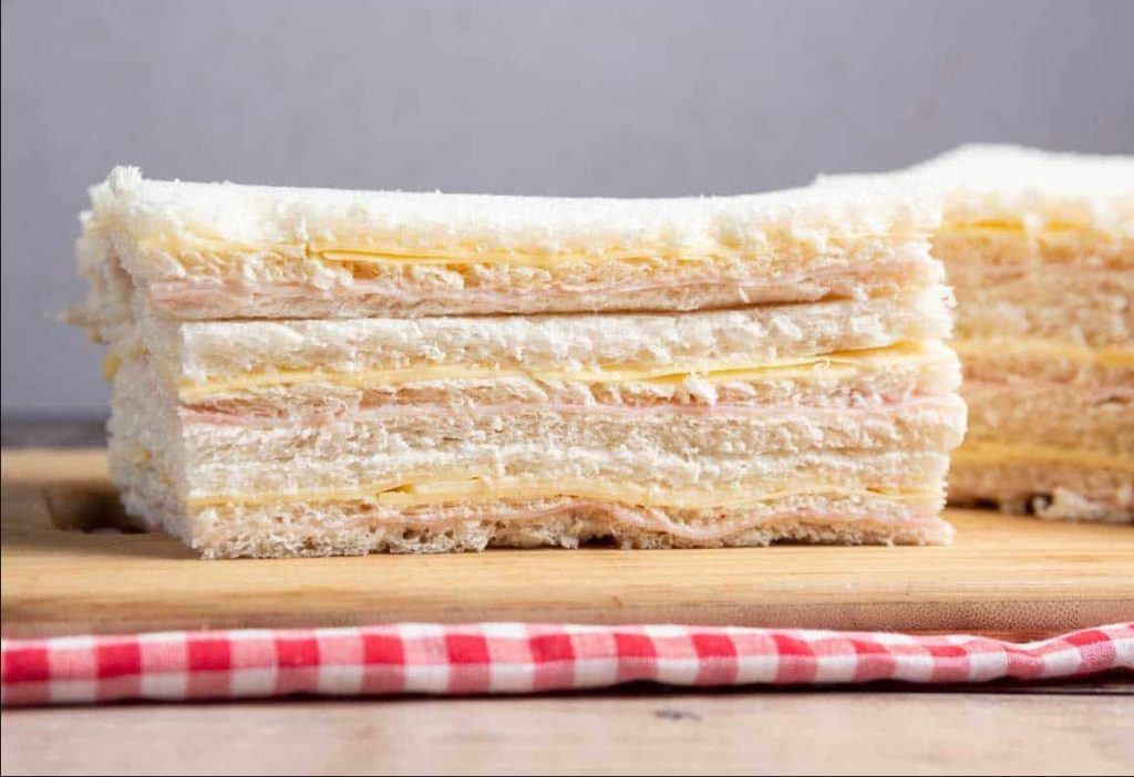 Sandwiches de miga