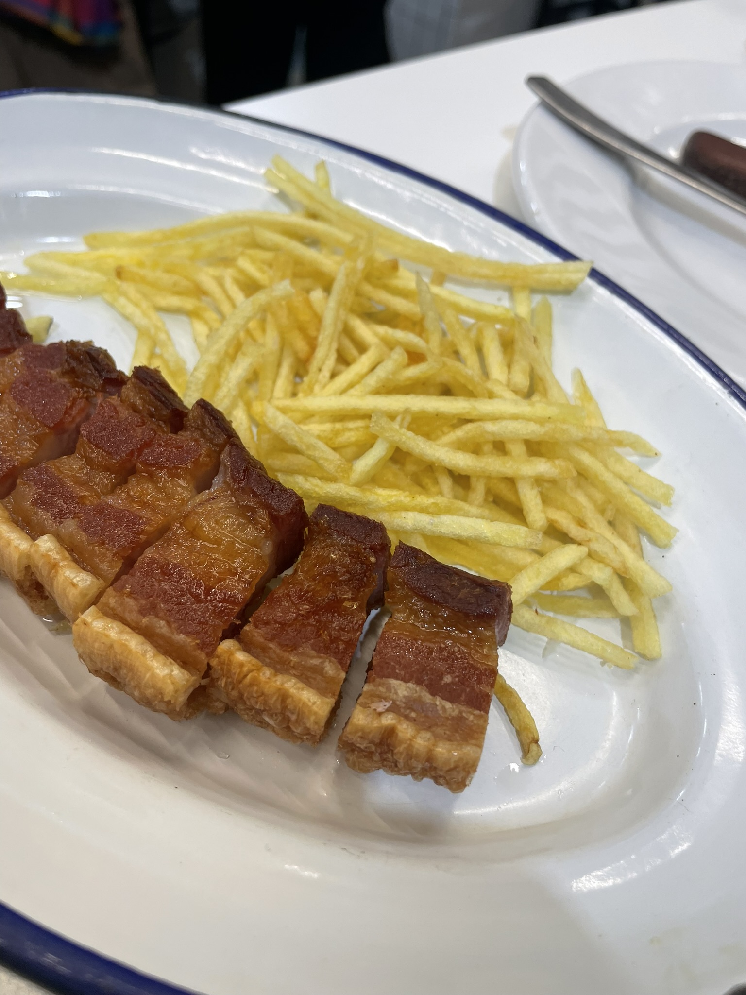 TABERNA LA CONTRA