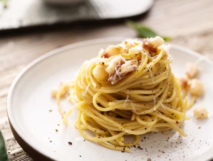 Espaguetti Carbonara Trufado