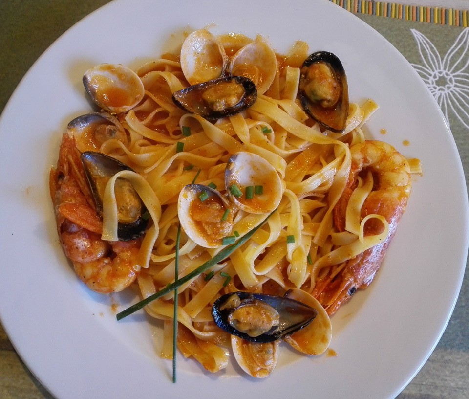 A TAVOLA DI CANELA