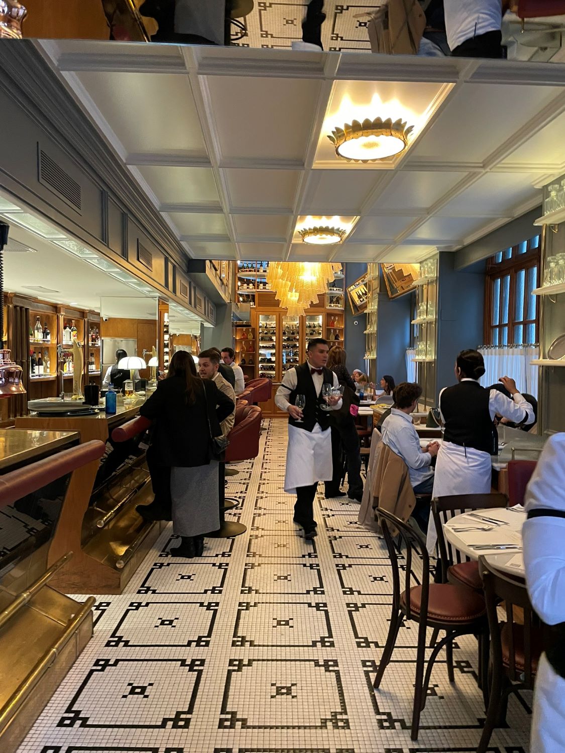 CAFÉ DE PARÍS - L'ENTRECOTE
